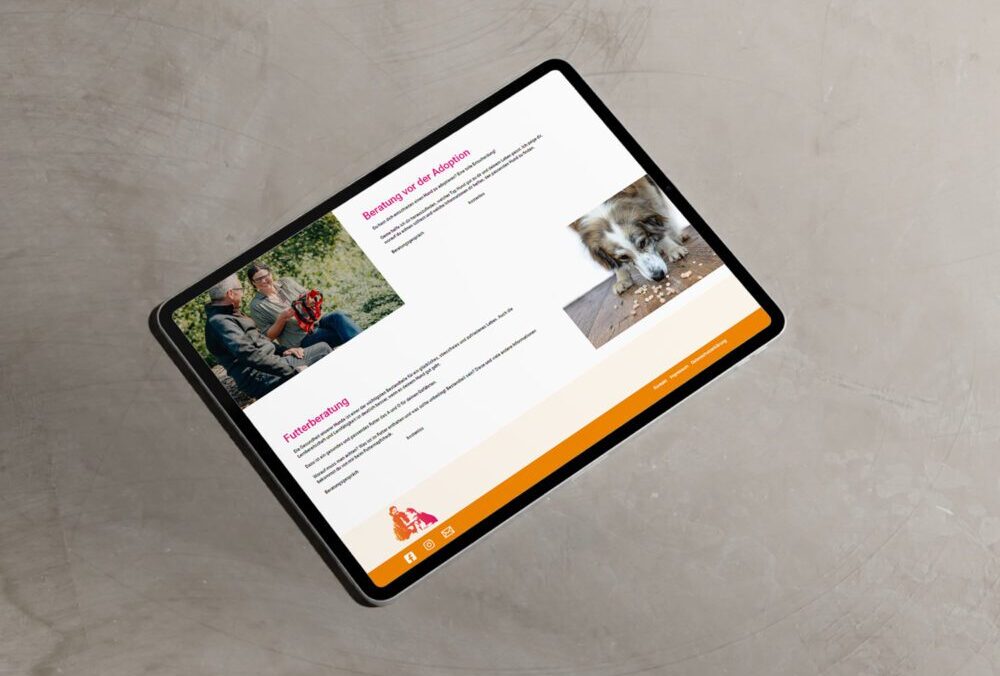 Mockup einer Website auf einem Tablet